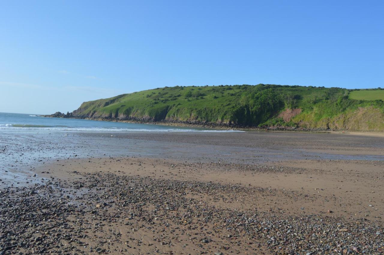 Villa Galwad Y Mor A Coastal Escape In Pembrokeshire'S National Parks Lamphey Exterior foto